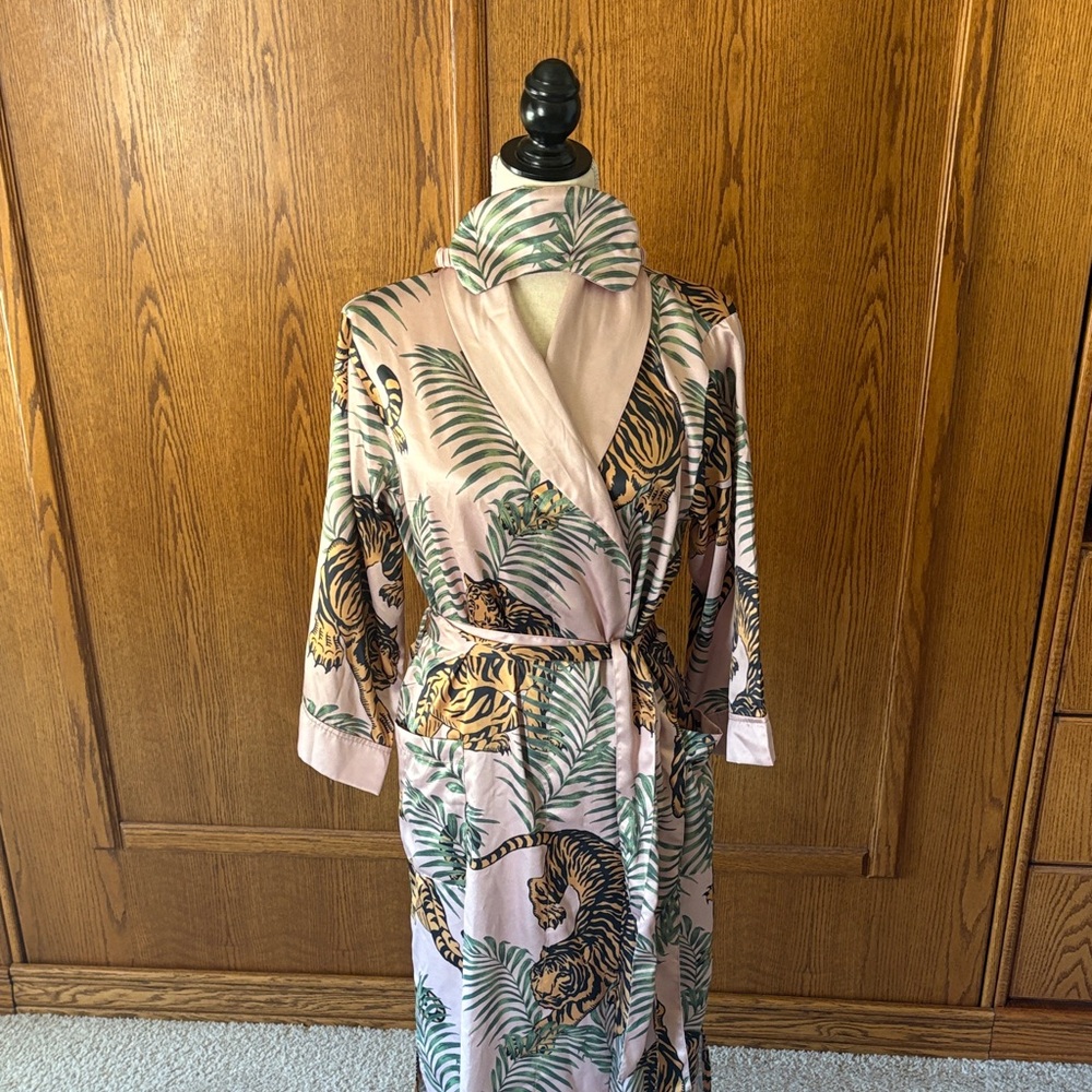Z Gallerie Pink and Green Tiger Print Robe